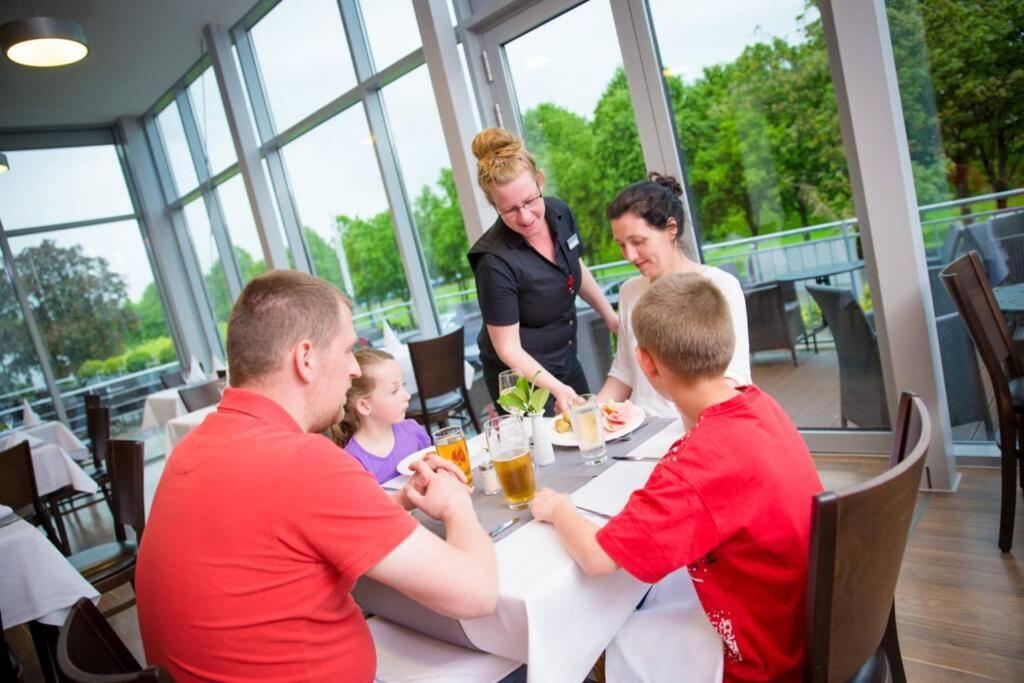 Ferienwohnung Schlossblick Güstrow Екстериор снимка